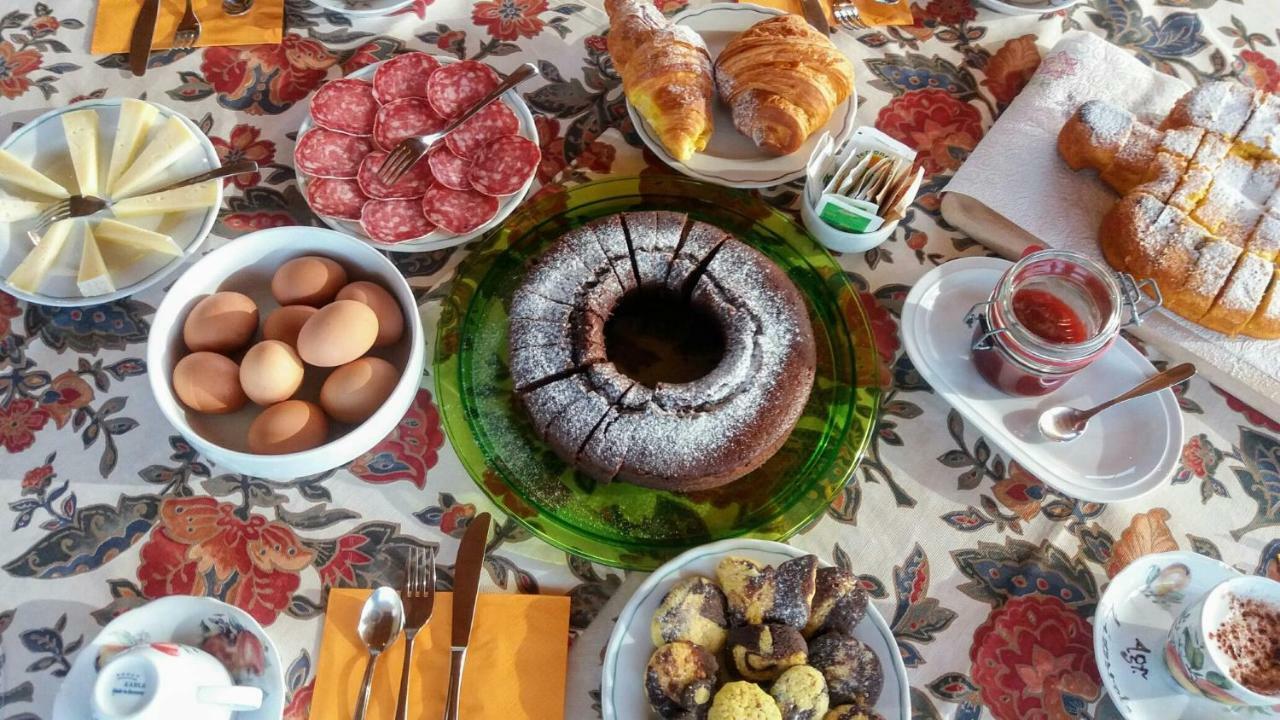 Agriturismo Lizzarola ペスキエーラ・デル・ガルダ エクステリア 写真